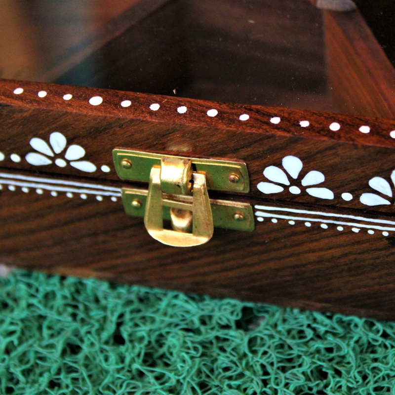 aipaninspiredhandpaintedfullhexagonshapedsheeshamwoodspicebox2_f81ed7be-0acf-44e0-8254-2f1ba2c085a7-4x